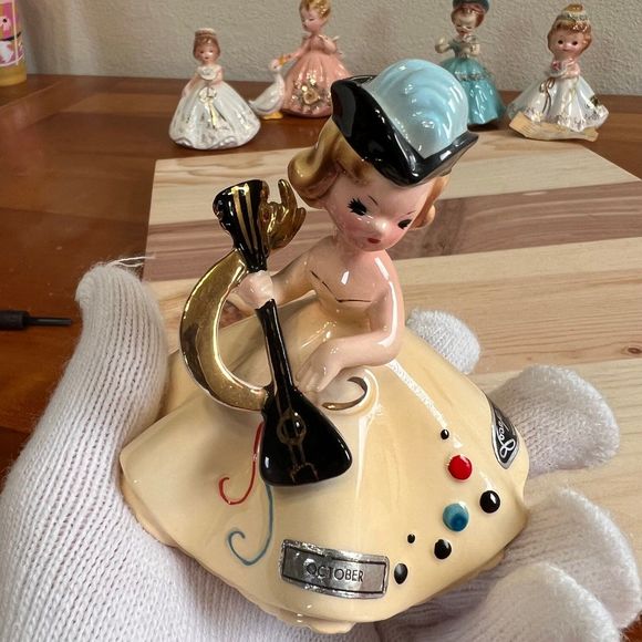 Vintage Josef Originals October 1960s Birthday Doll Series, Birthday Gift - Picture 8 of 10